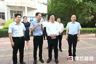 穆里尼奥赛后拒绝接受媒体采访，今晚第一个离开了球场